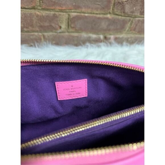 Louis Vuitton Authentic Pink Coussin PM Bag - Picture 8 of 12